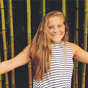 Meet your Posher, Julia